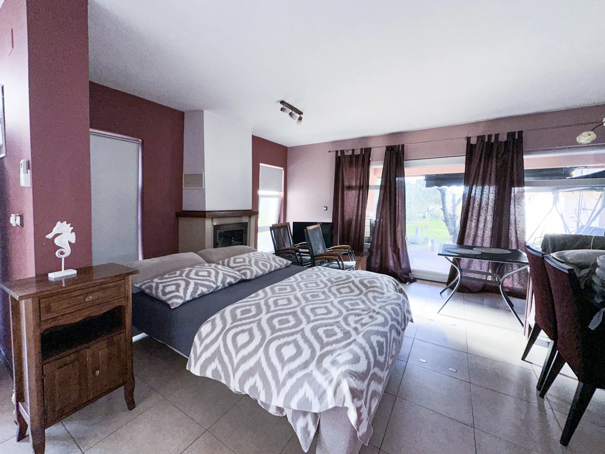 vila 10m od mora s okućnicom od 1700m2 + kućica od 80m2 - slika 23