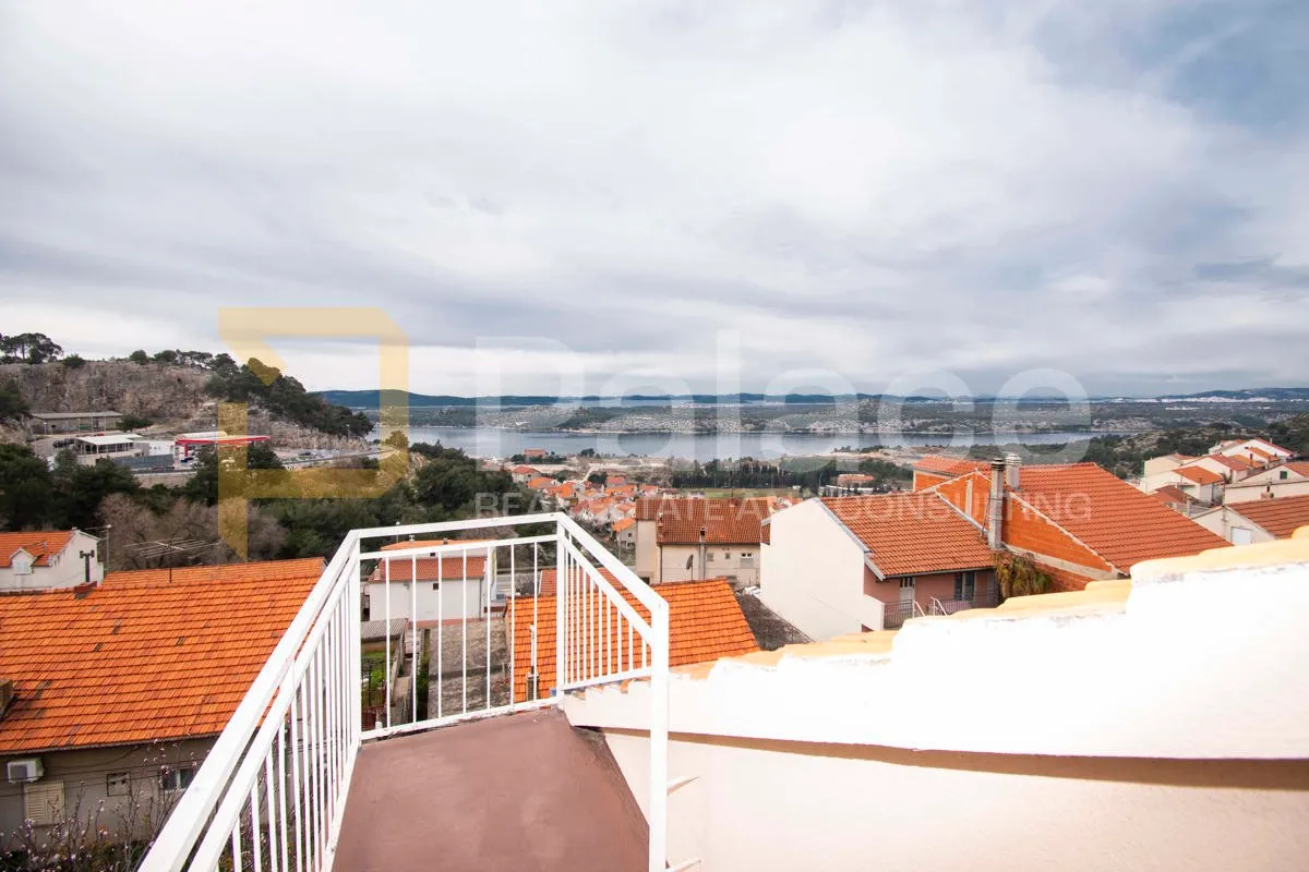 kuća: šibenik, 160.00 m2 - slika 28