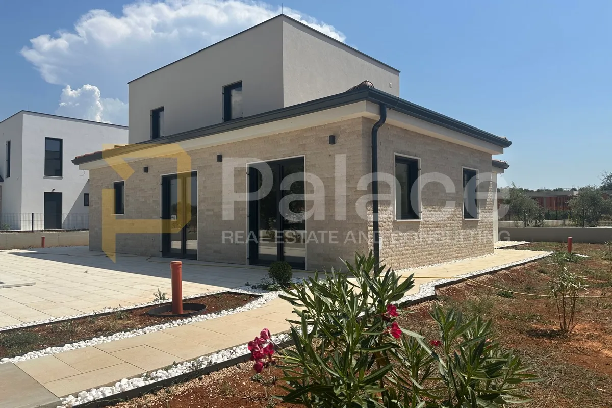 luksuzna vila s bazenom i pogledom na more, poreč - slika 6