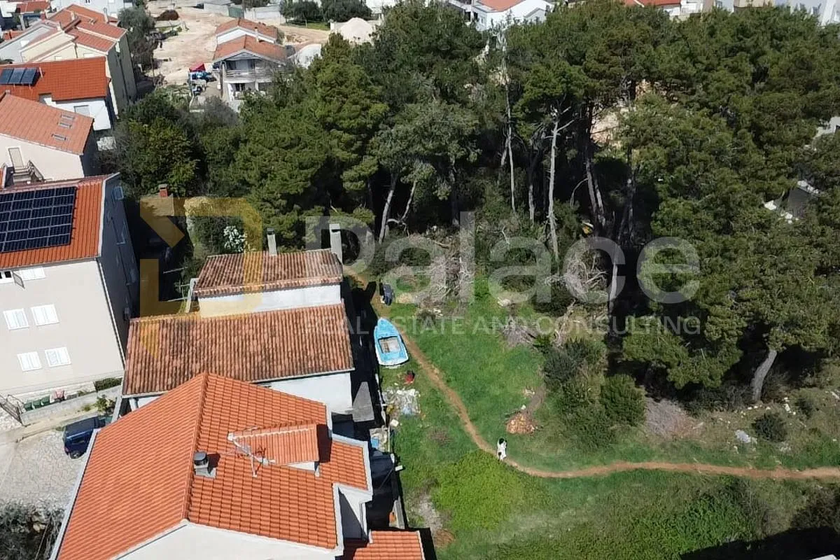 odlična prilika! belafuža: građevinsko zemljište 900 m od mora - slika 5