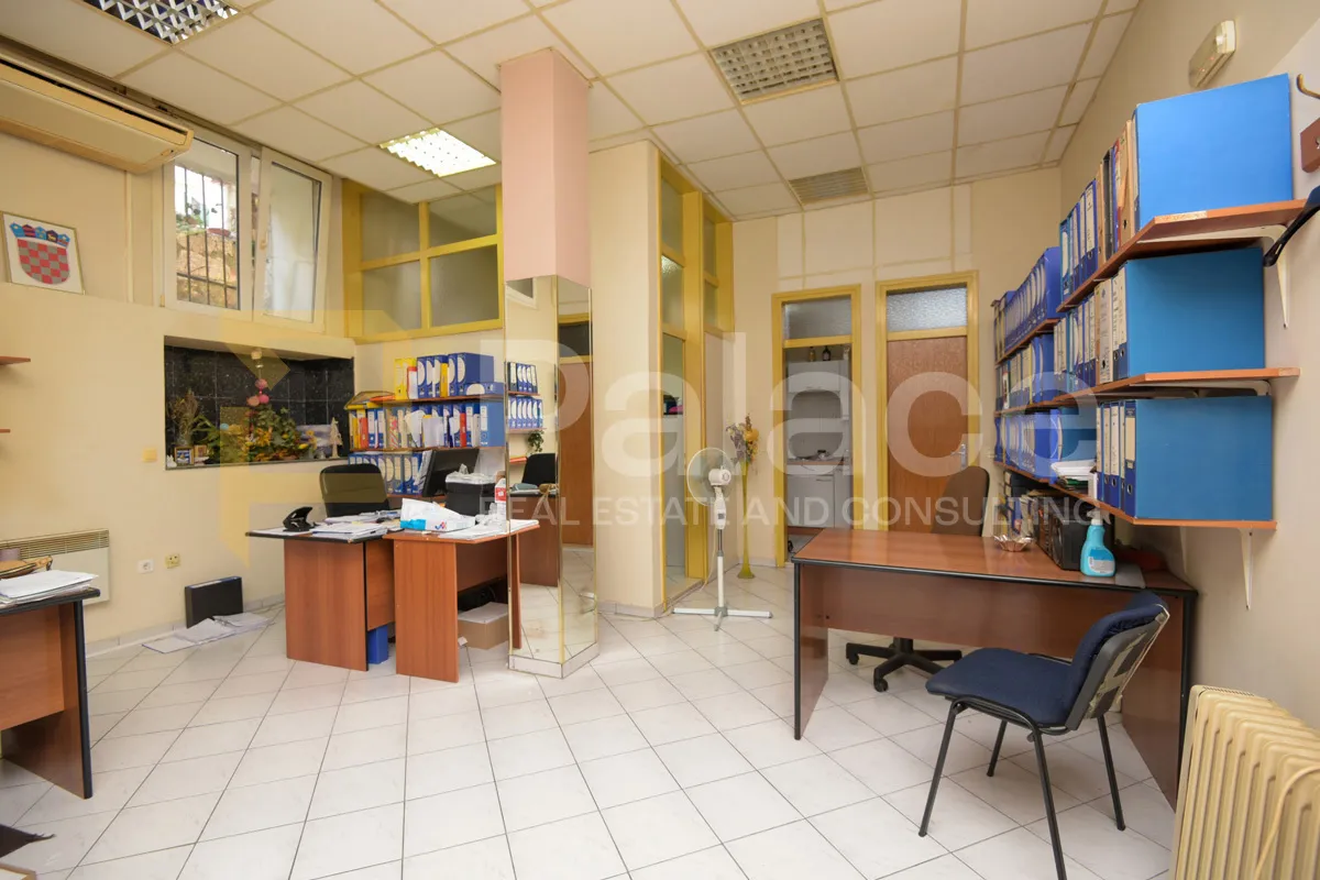 atraktivan poslovni prostor u samom centru grada - slika 9