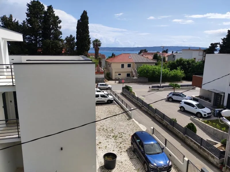 samostojeća kuća s puno potencijala - slika 5