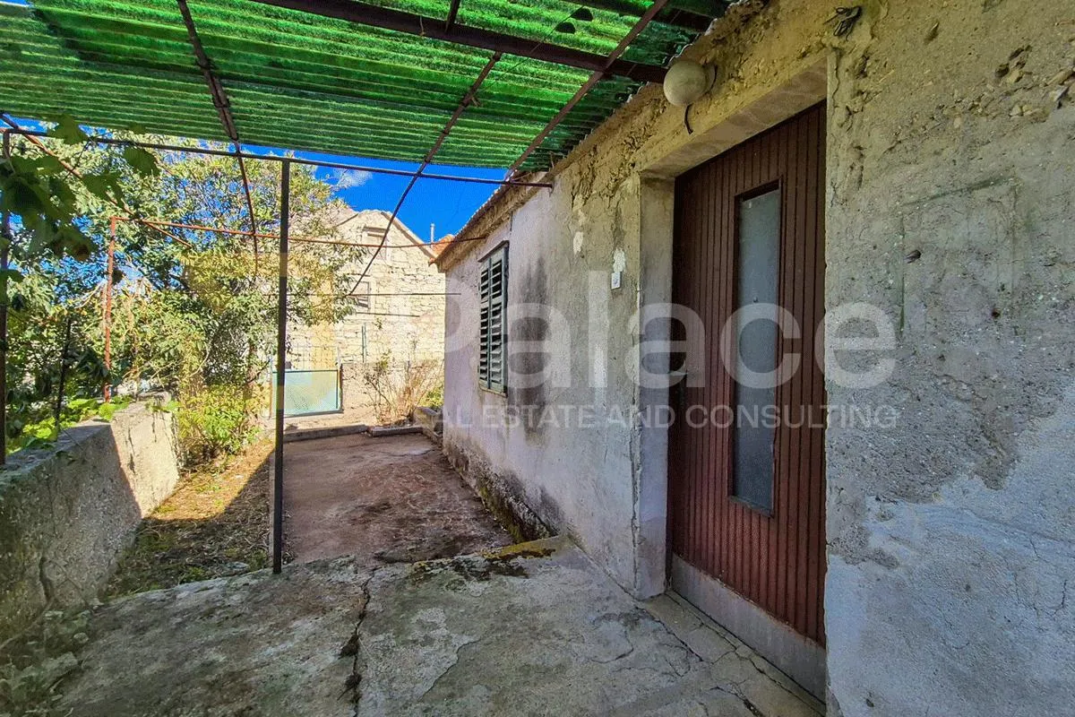kuća prizemnica za renovaciju u jadrtovcu, 96 m² - slika 7