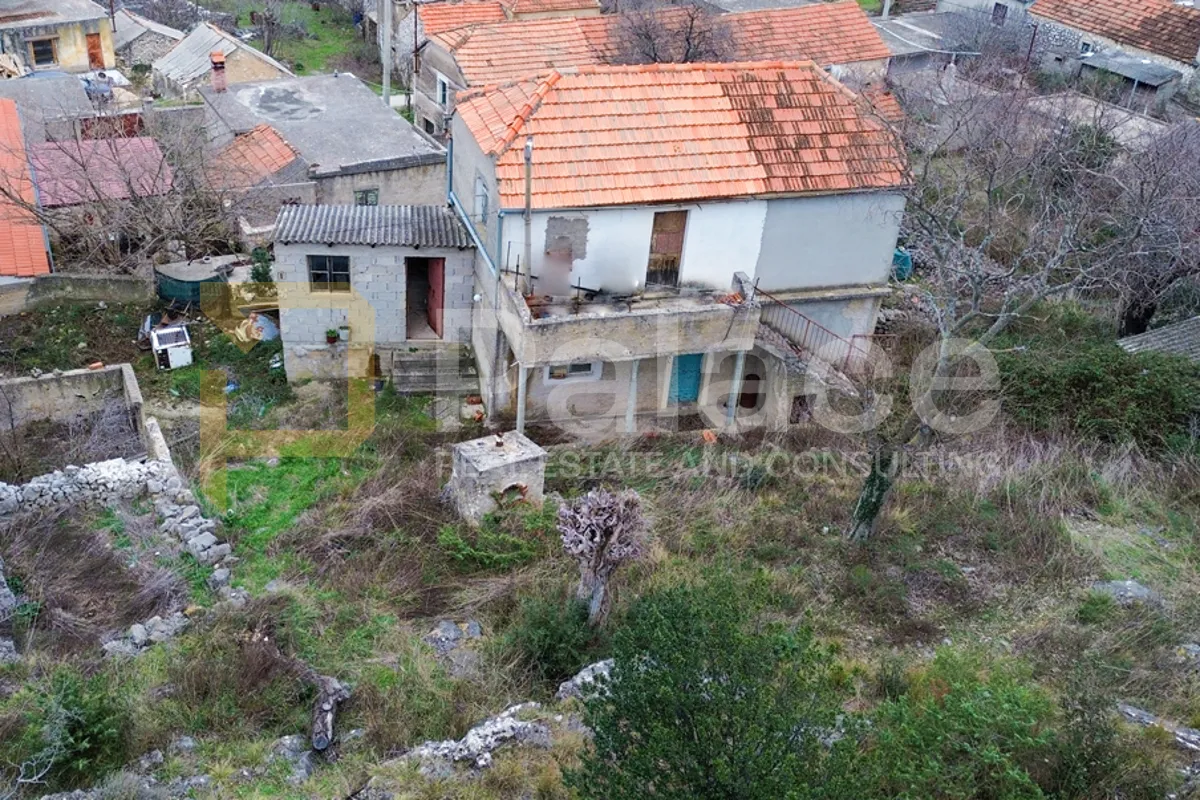 povoljno: kuća za renovaciju s okućnicom, pirovac-kašić 122 m2 - slika 10