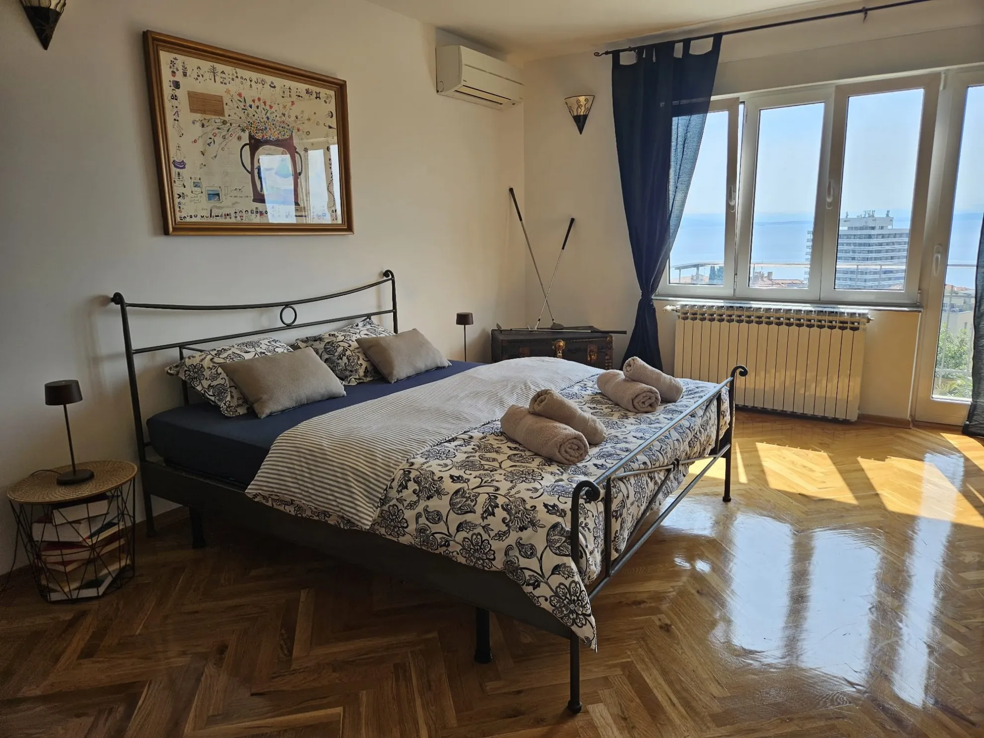 prostran stan s 4 balkona i terasom s pogledom na more, opatija - slika 11