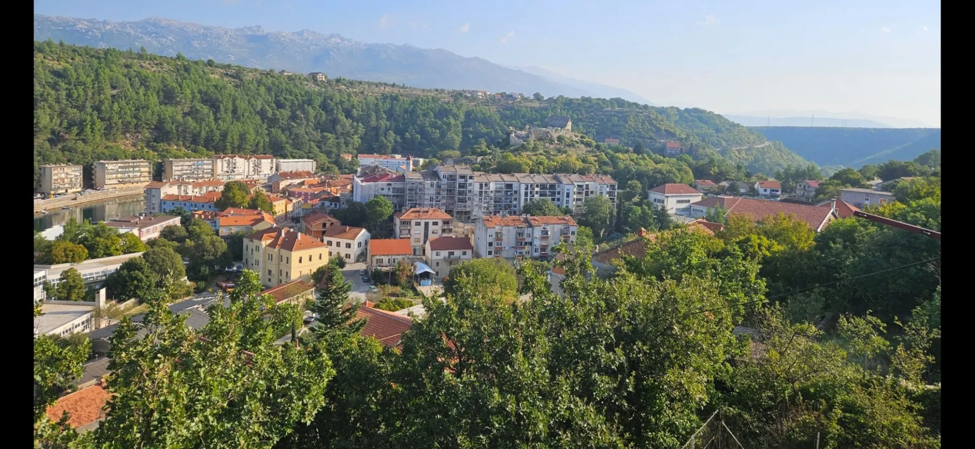 obrovac : kuća s prekrasnim pogledom, 215 m2 - slika 2