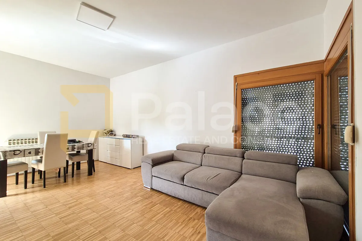 špansko - funkcionalan i prostran dvosoban stan s lođom, 55m2 - slika 2