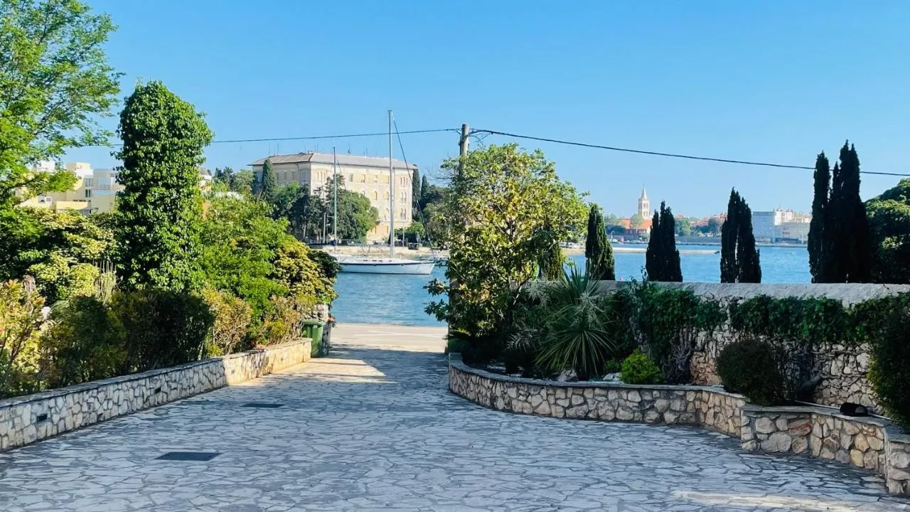 brodarica : elegantna vila samo 40 m od mora, zadar - slika 6