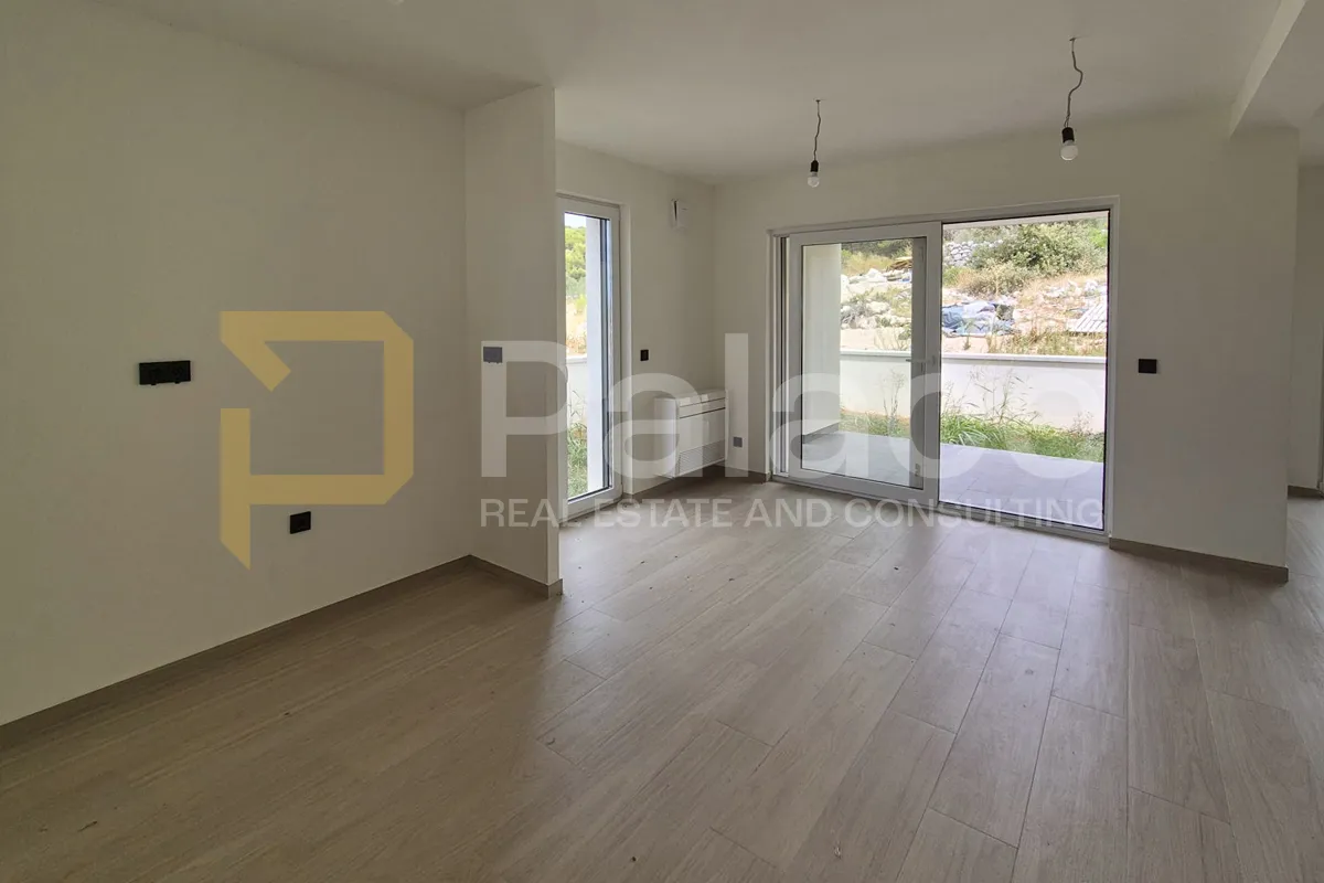 dvoetažni stan u novogradnji, 110m2 , jezera - slika 2