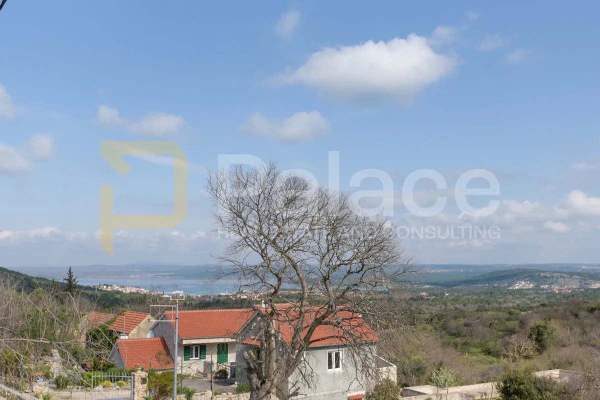 šarmantna obnovljena kamena kuća sa pogledom na prokljan - bilice - slika 9