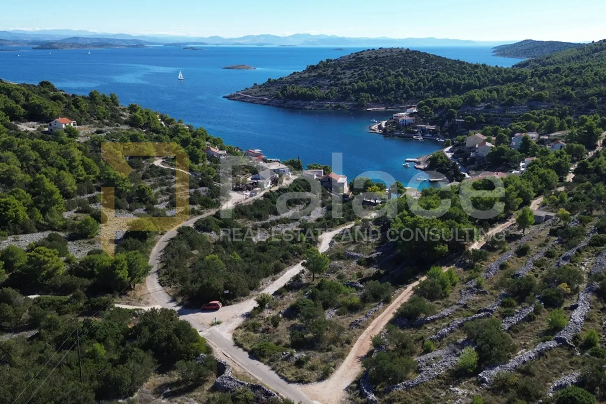građevinsko zemljište sa predivnim pogledom neposredno uz obalu, žirje - slika 5