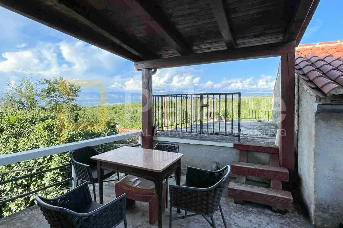 šarmantna kuća na otoku krku – dobrinj, 90 m², 180.000 € - slika 18