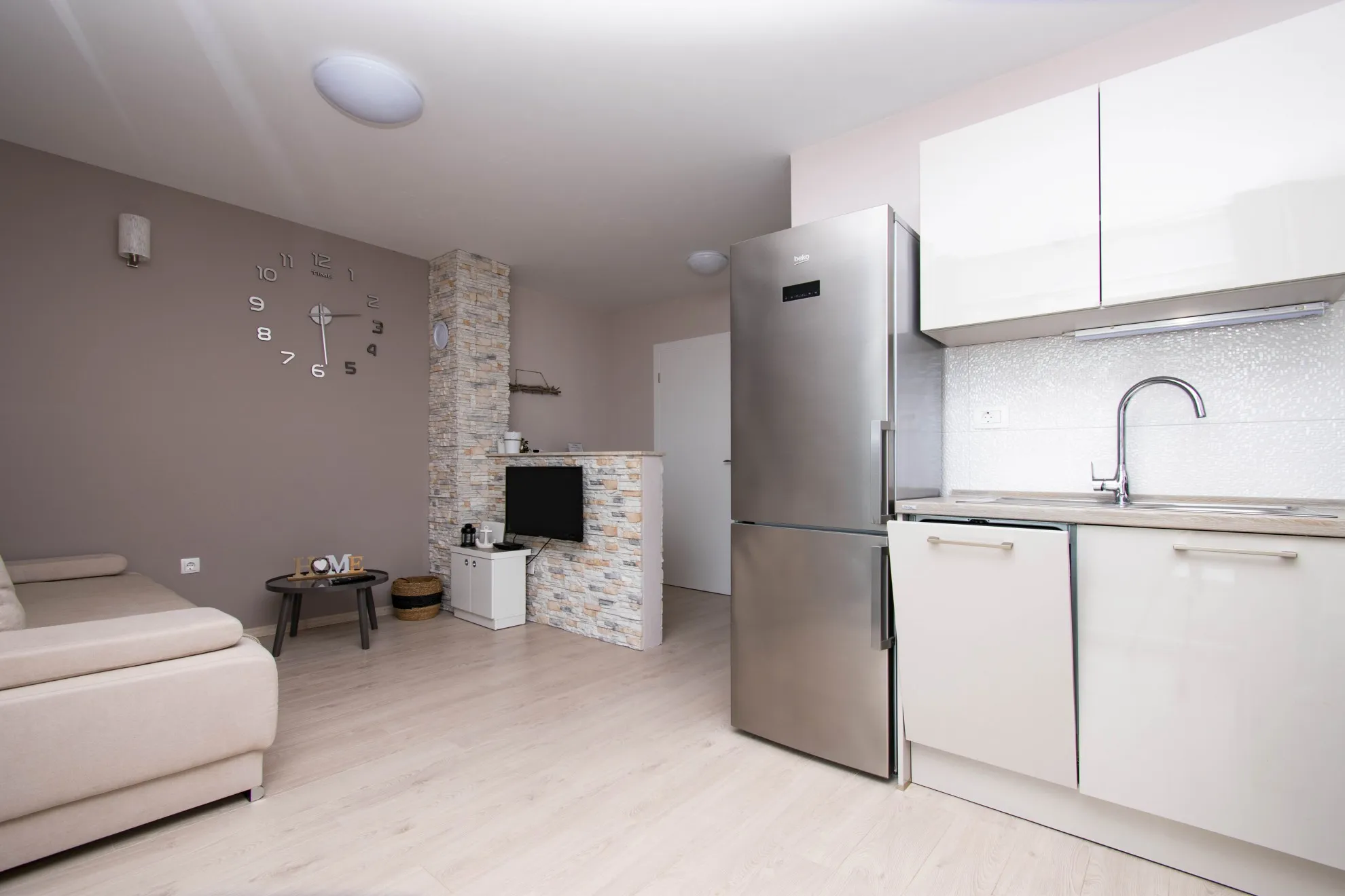 kuća prvi red uz more: rogoznica, 397.00 m2 - slika 14