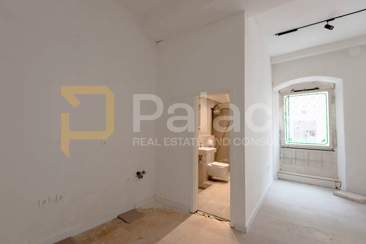 najam poslovnog prostora 45m2 - šibenik centar - slika 2