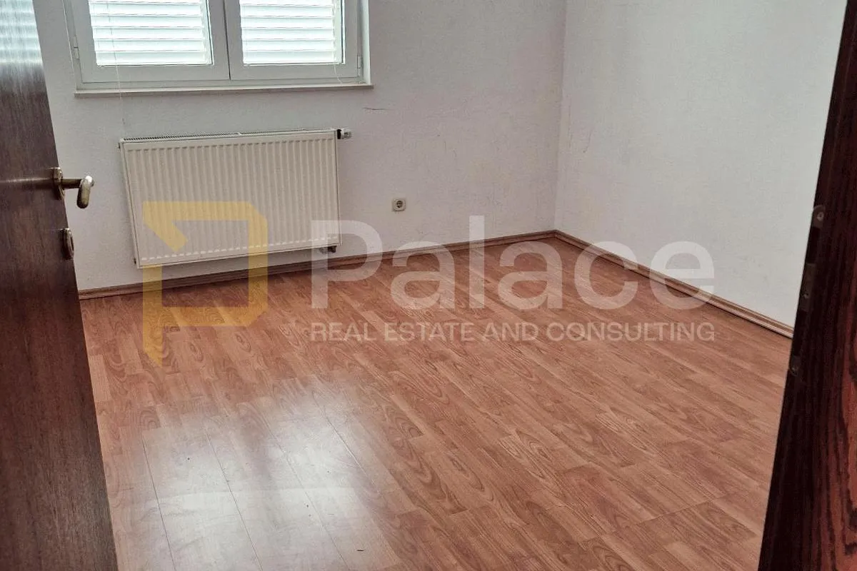 prostran trosoban stan u segetu donjem, 120 m2 - slika 7