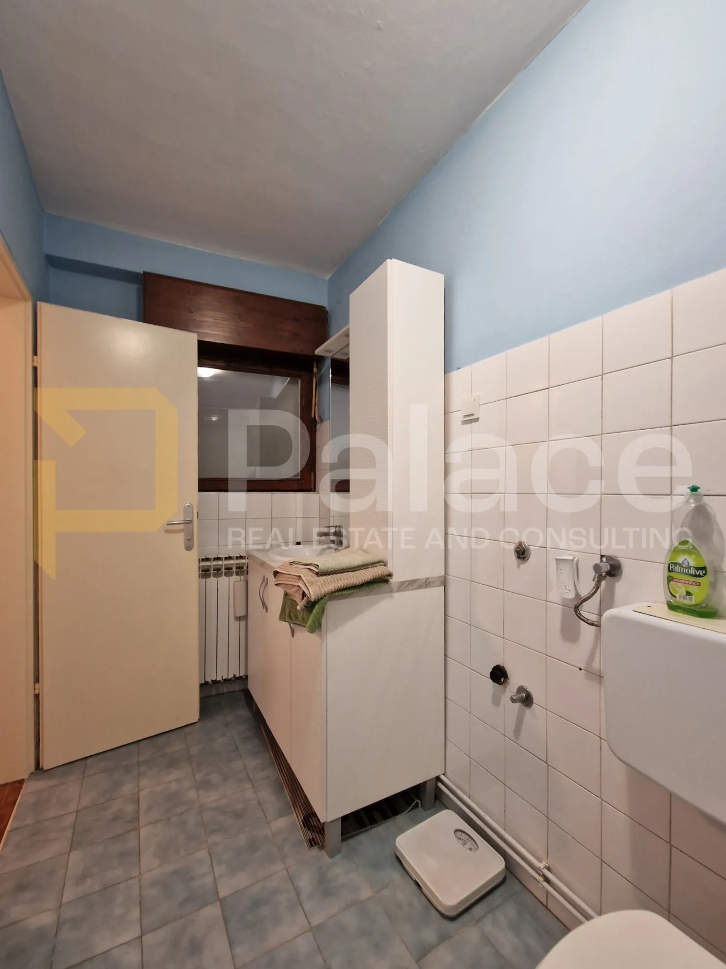 kuća s dva dvorišna stana, strogi centar, 467 m2 - slika 19
