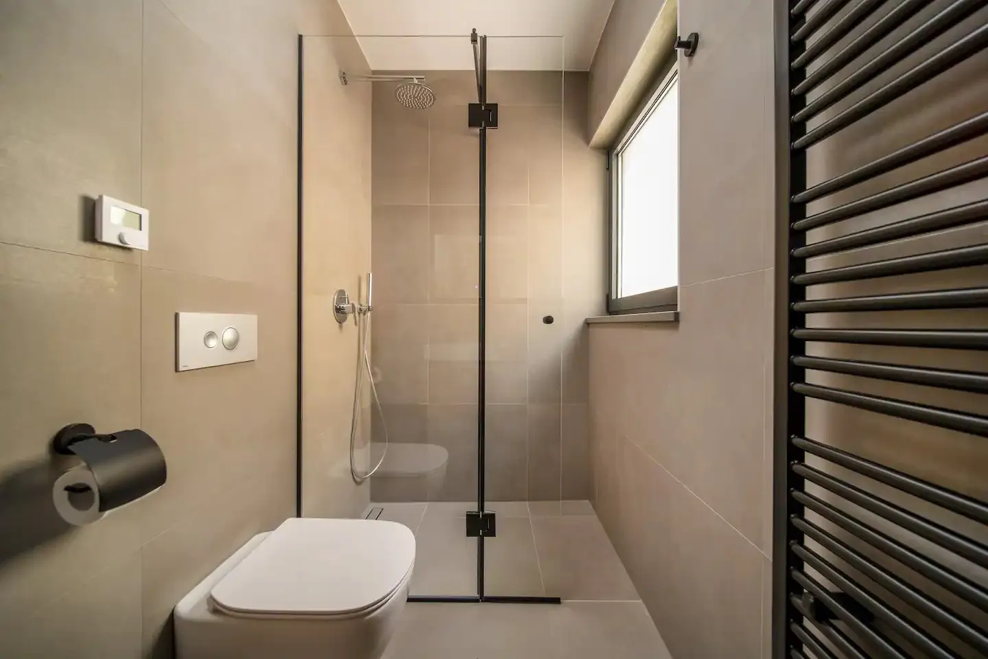 moderna villa za dugoročni najam - slika 6