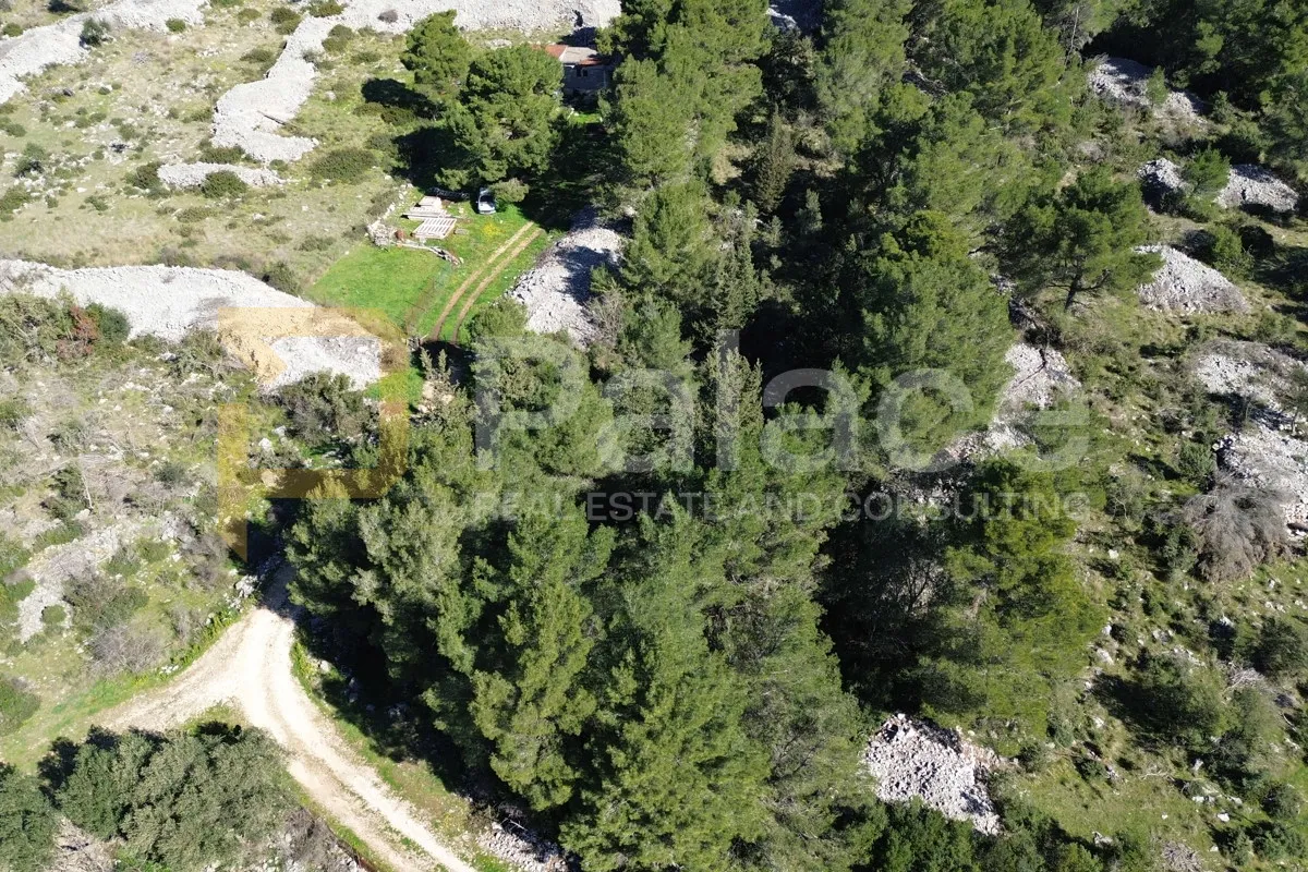 građevinsko zemljište u bilicama - prilika za investiciju, 858 m2 - slika 3