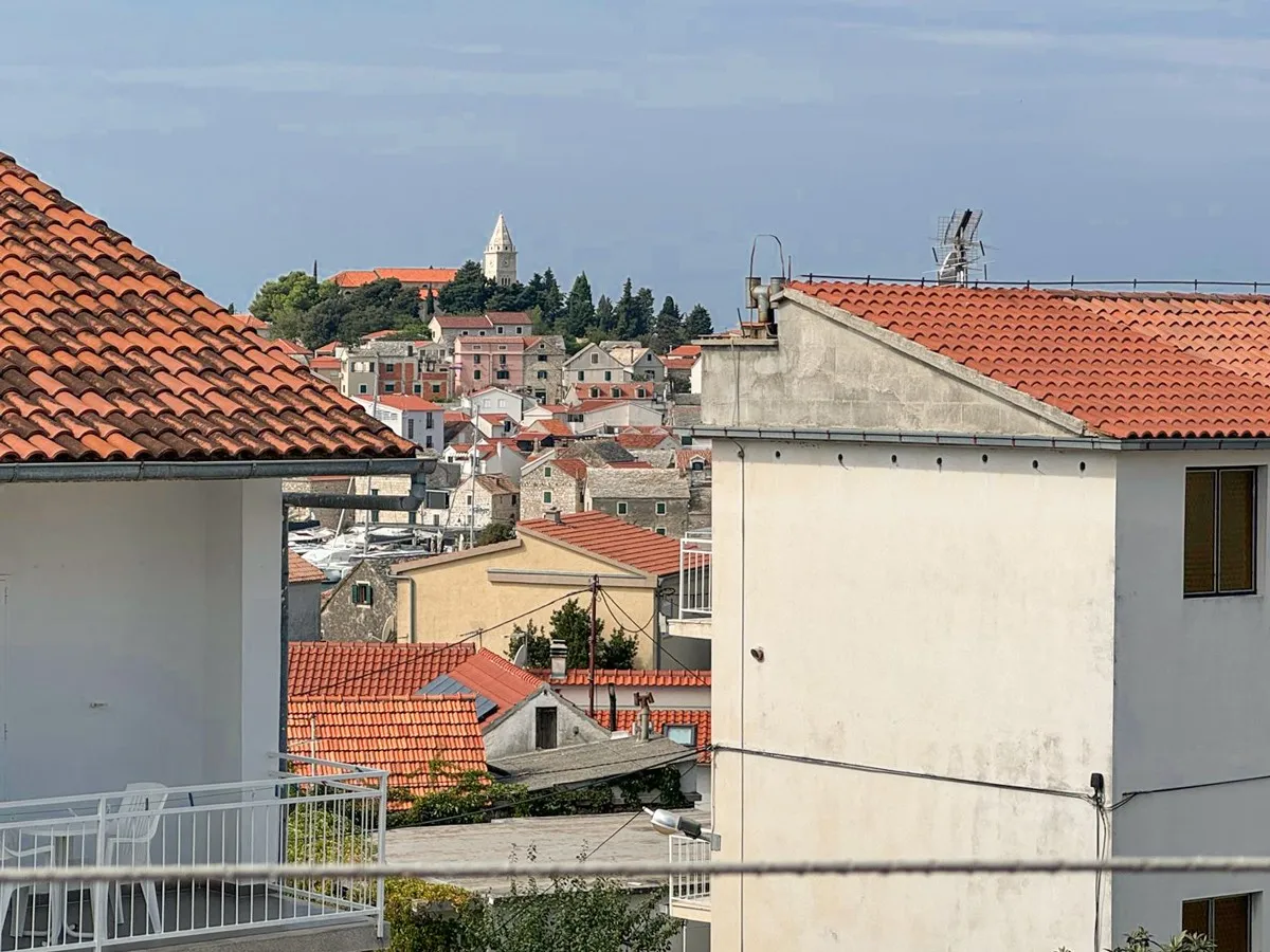 apartmanska kuća na odličnoj lokaciji, primošten, 530 m2 - slika 13