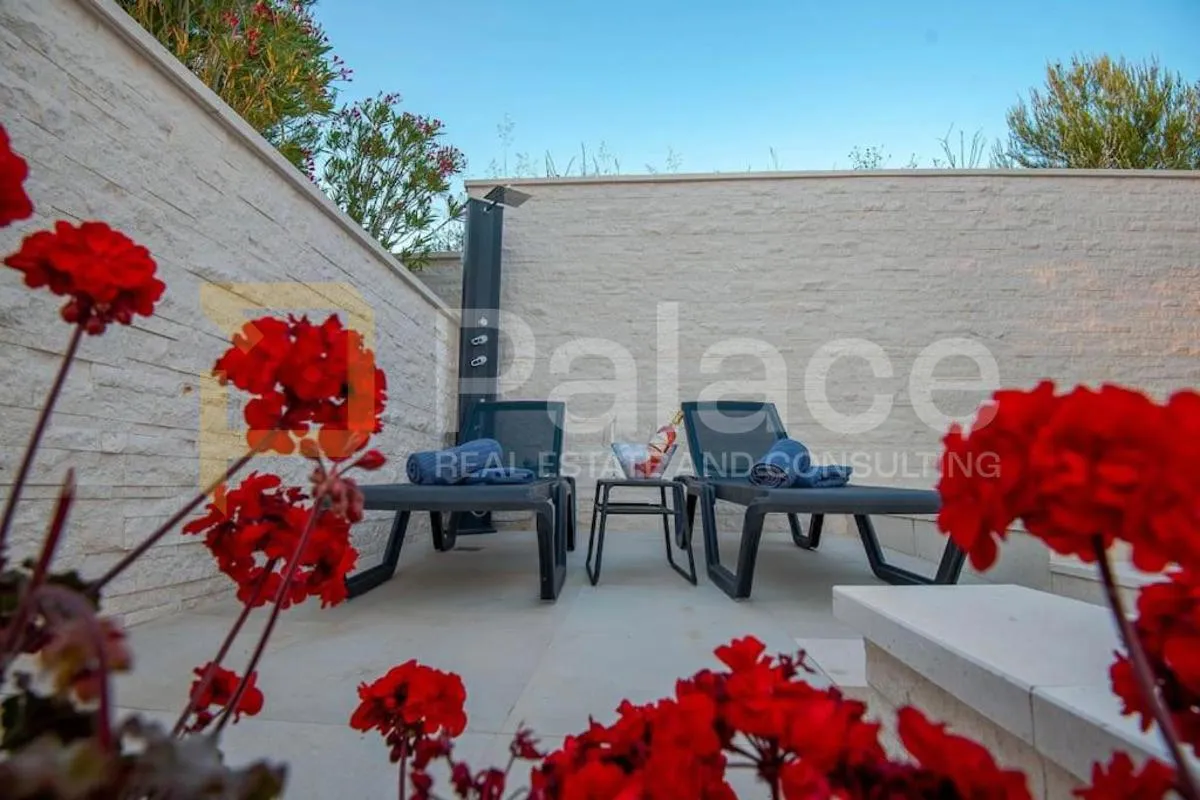 predivna vila s bazenom u primoštenu, bilo - slika 26