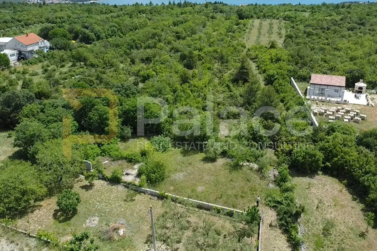prilika! građevinsko zemljište 747m2 pridraga - slika 3