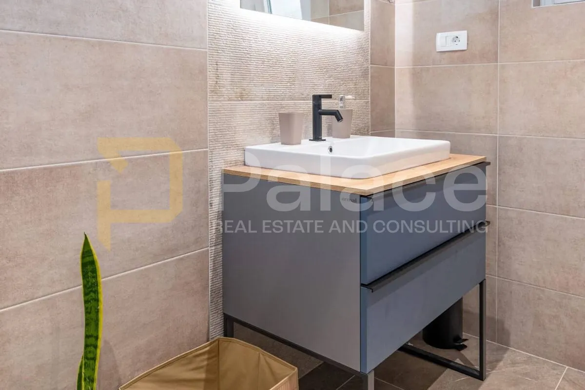 volosko – prekrasan 2s+db s terasom | najam 800 € + režije - slika 24