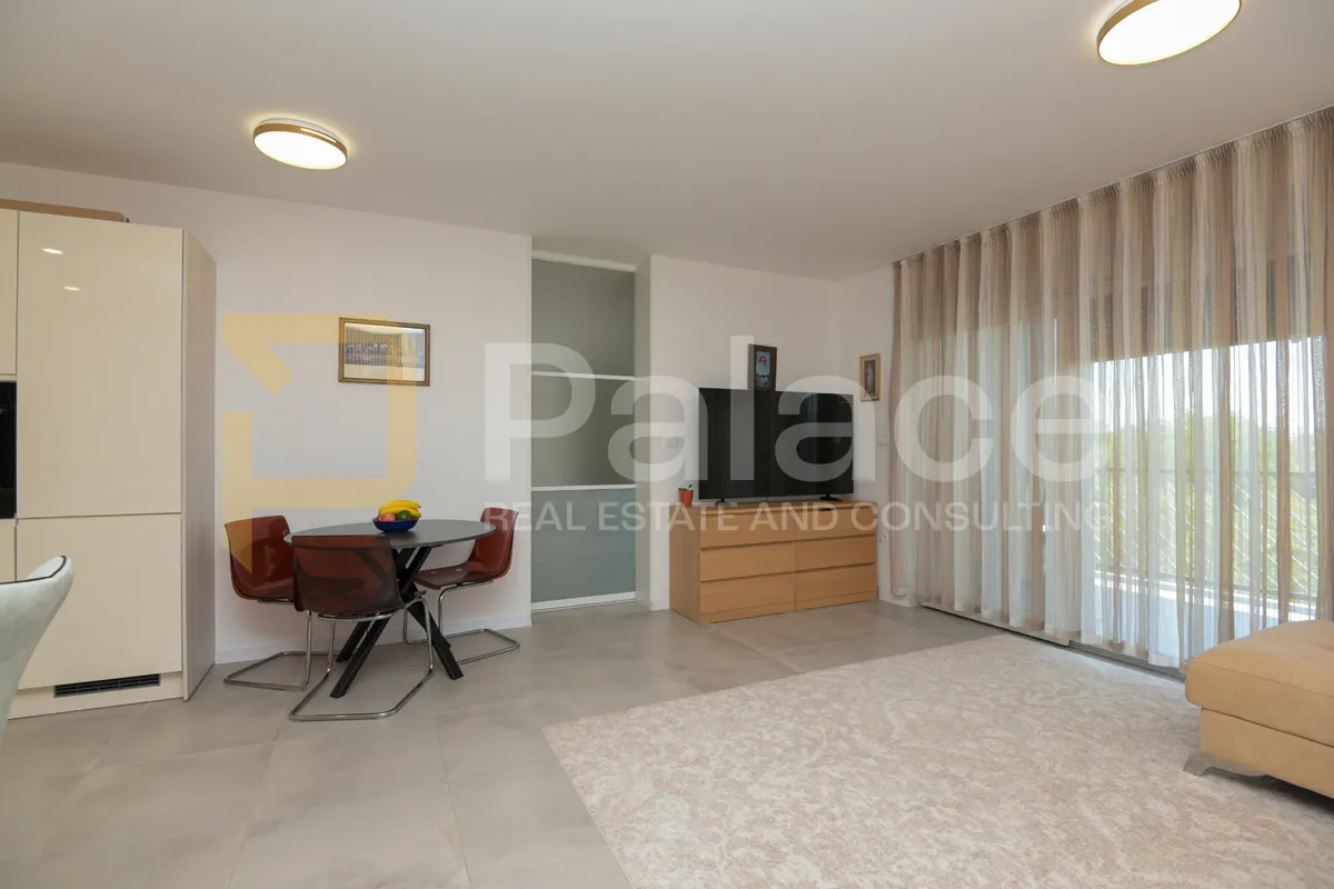 prekrasno moderno uređen stan sa dvije stambene jedinice - vodice - slika 7