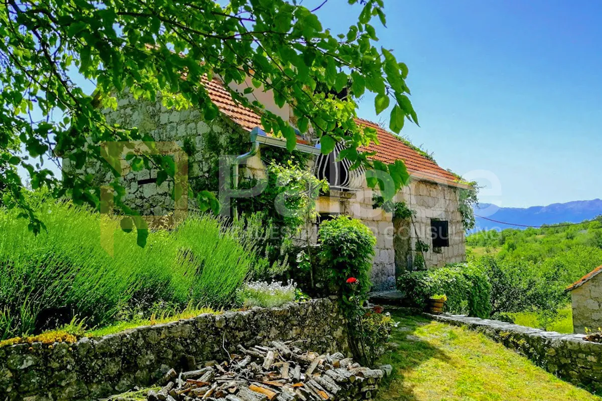 bajkovita kuća u mirnom mjestu, lovreć, 150 m2 - slika 9