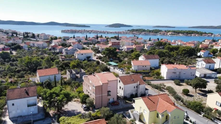 Građevinsko zemljište na Brodarici, 551 m2 - Brodarica, Šibenik