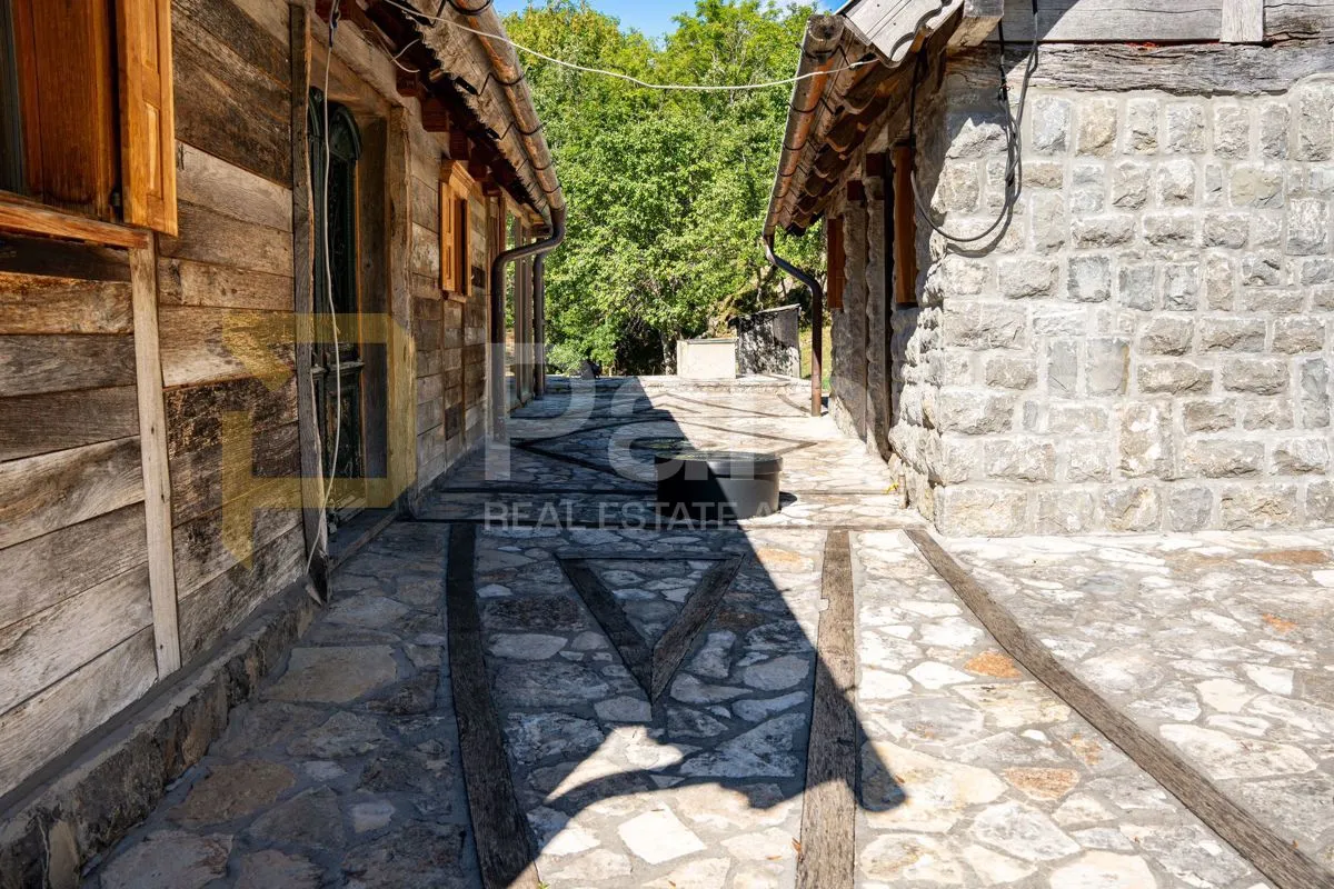 lika: fantastično etno selo između zadra i plitvičkih jezera - slika 8