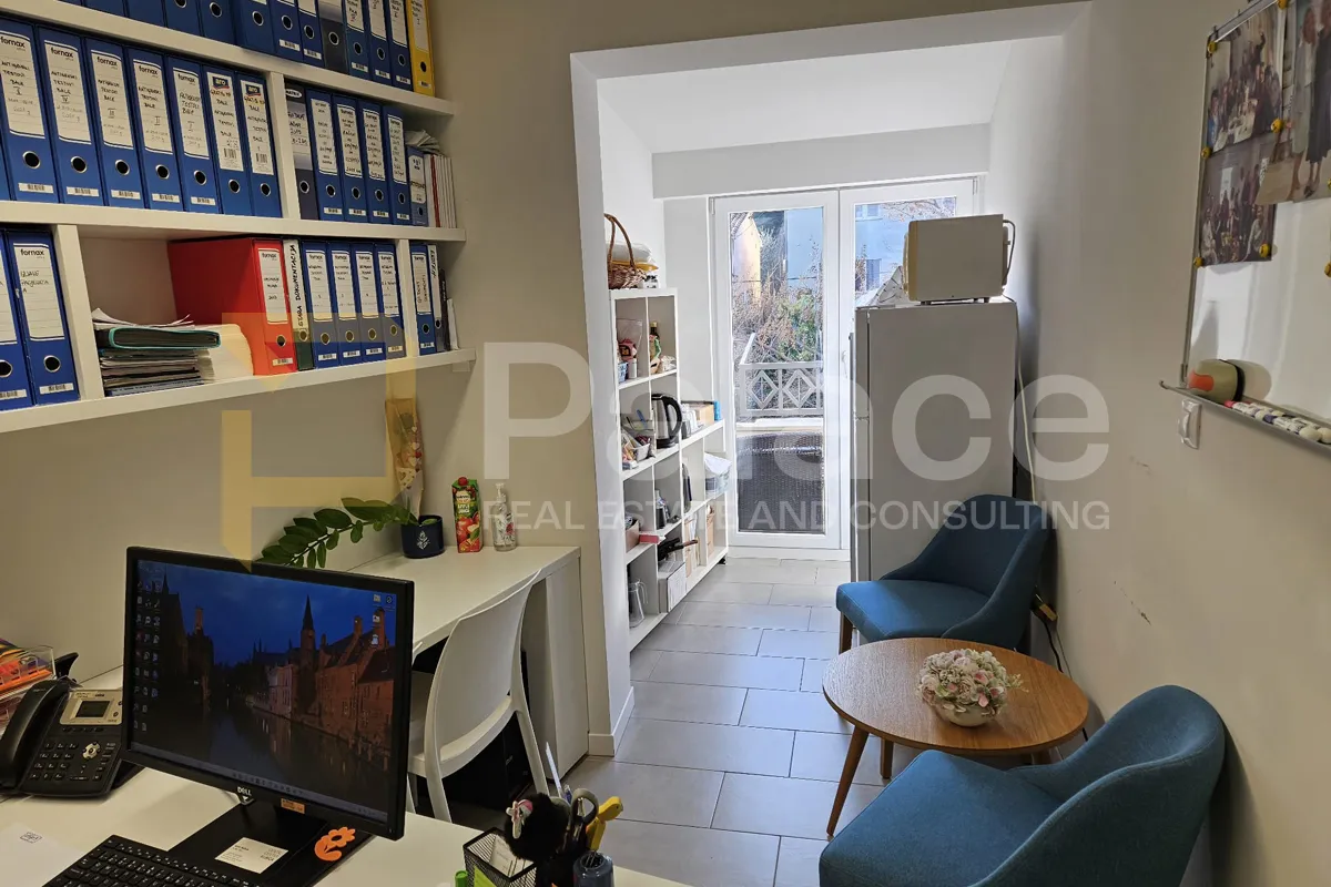 stan od 53 m² u strogom centru s pogledom na more - slika 7