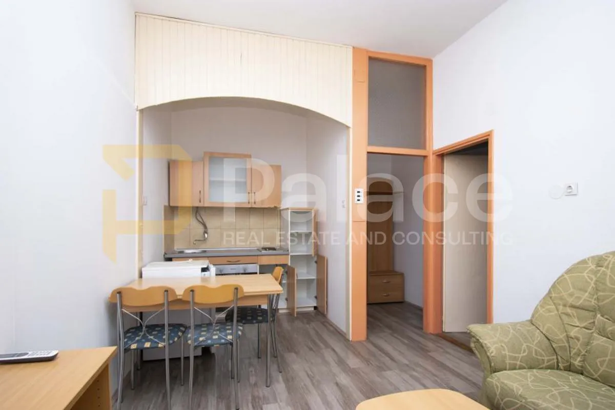 useljivi stan u visokom prizemlju s pogledom, šibeniku, škopinac 93 m2 - slika 17