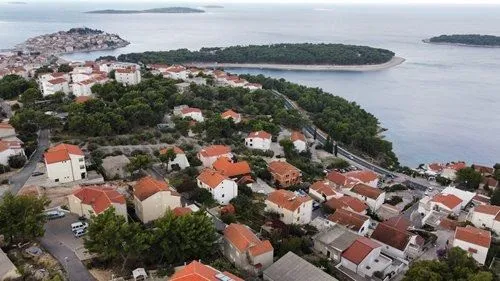građevinsko zemljište, primošten, 2500 m2 - slika 3