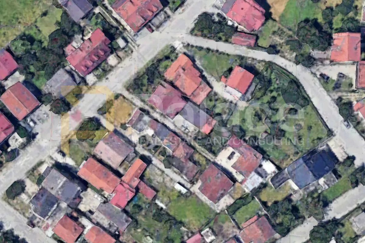 *PRILIKA* Zagreb - Sopnica: Građevinsko zemljište sa svim priključcima - Kašinska Sopnica, Zagreb