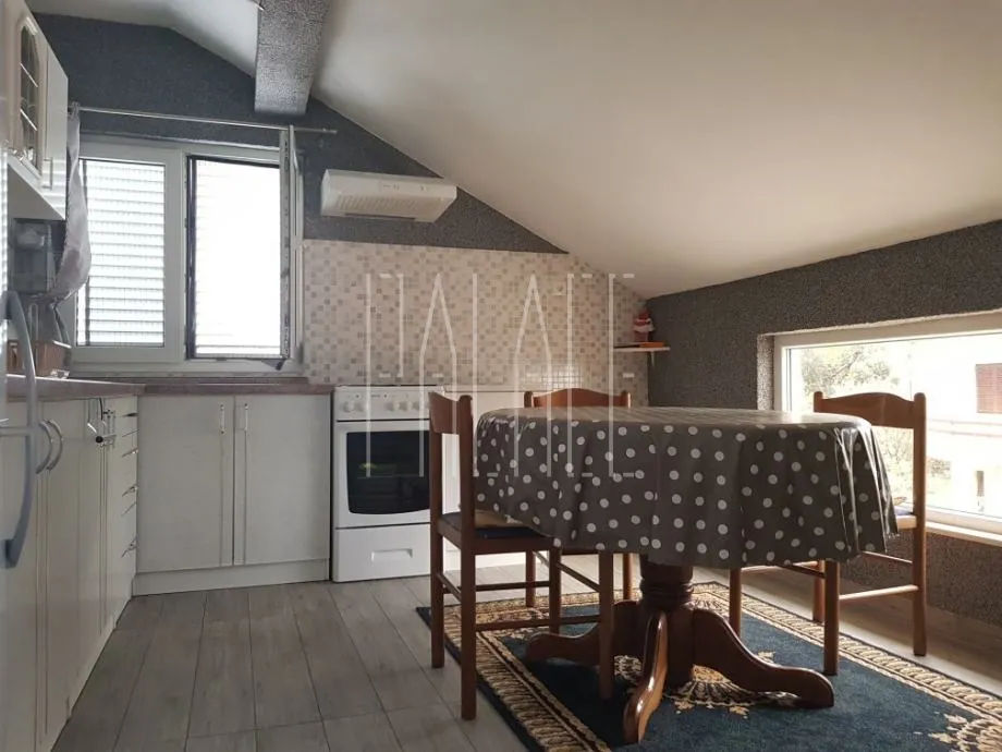 kuća: brodarica, katnica, 290.00 m2 (prodaja) - slika 16
