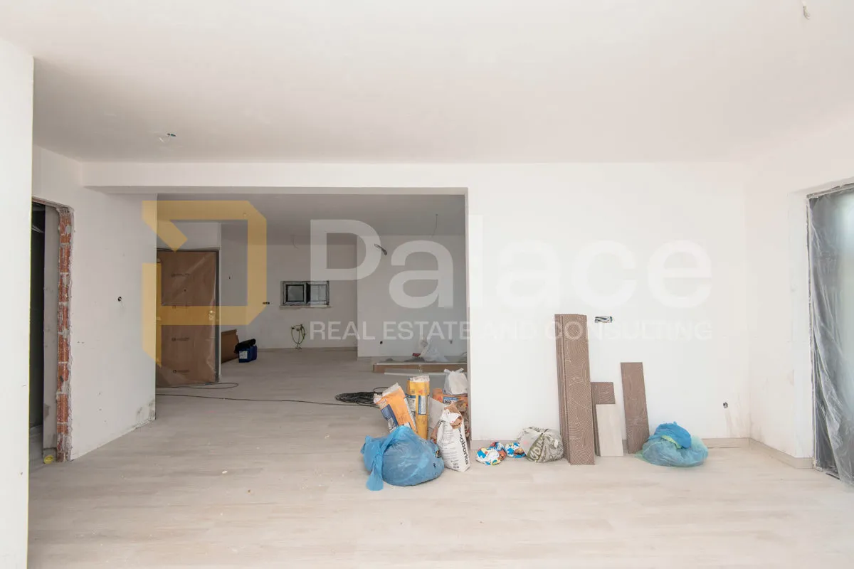trosobni stan u prizemlju prvi red do mora 142m2 - vodice - slika 17