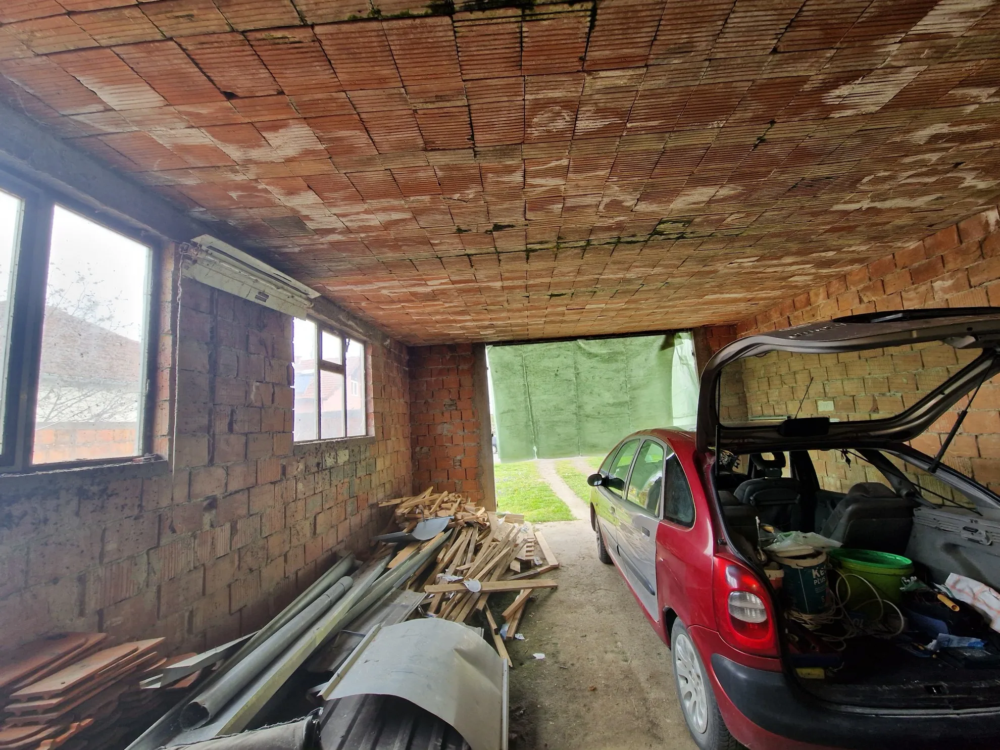 poslovno stambene nekretnine u dardi 475m2 - slika 8