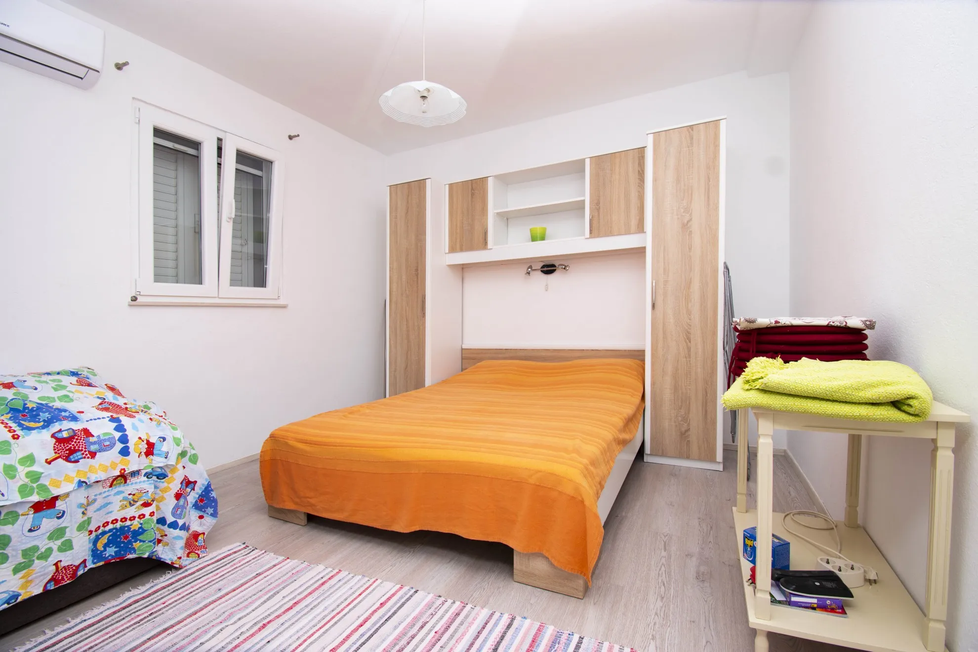 kuća prvi red uz more: rogoznica, 397.00 m2 - slika 9