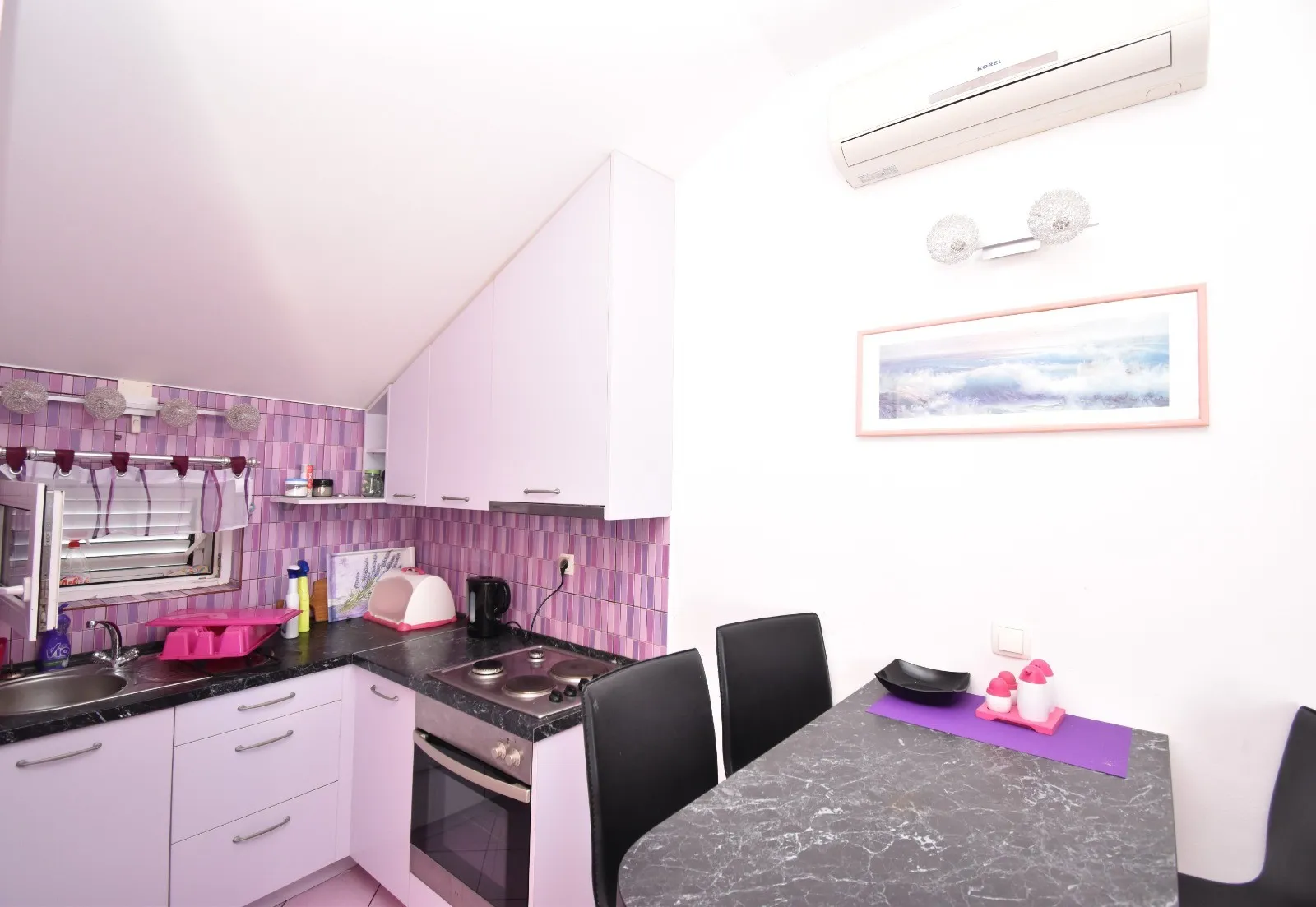 useljiva kuća s 3 apartmana blizu mora, žaborić, 183 m2 - slika 14