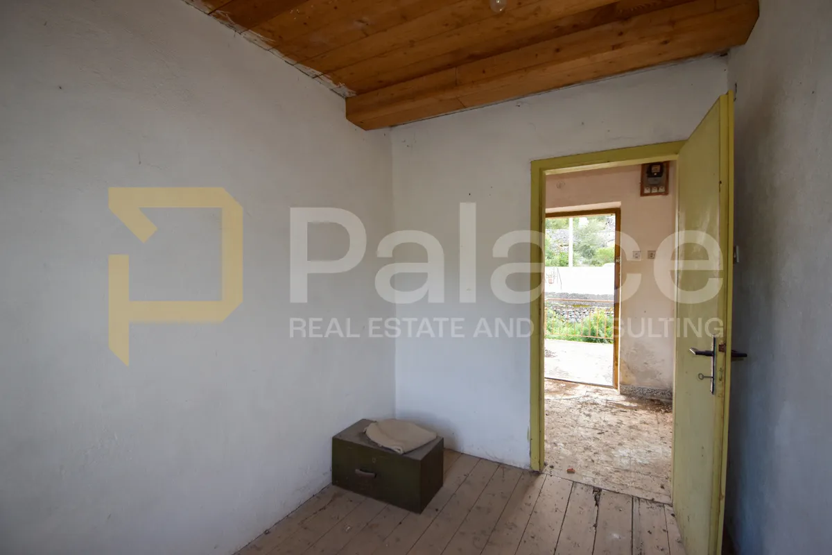kuća za adaptaciju na mirnoj lokaciji, marina-vrsine, 135 m2 - slika 10