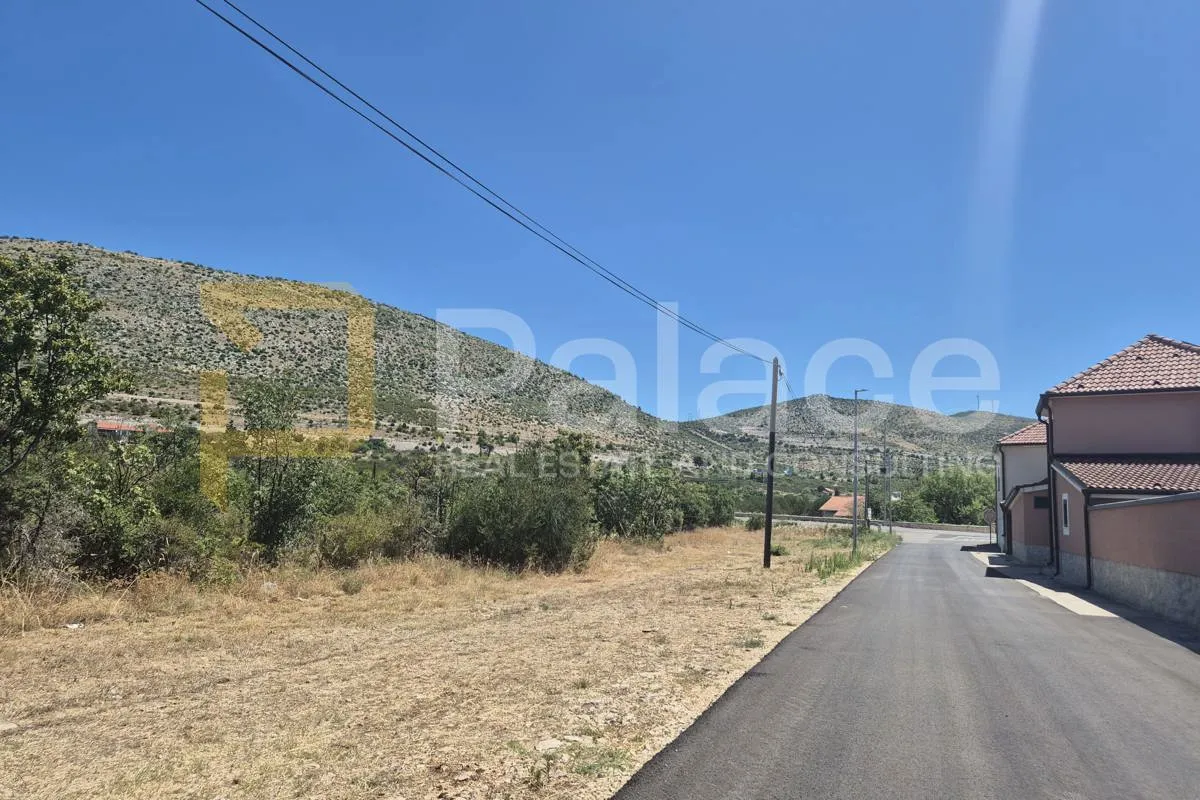 građevinsko zemljište, bilice, 3923 m2, moguća kupnja manje parcele - slika 2