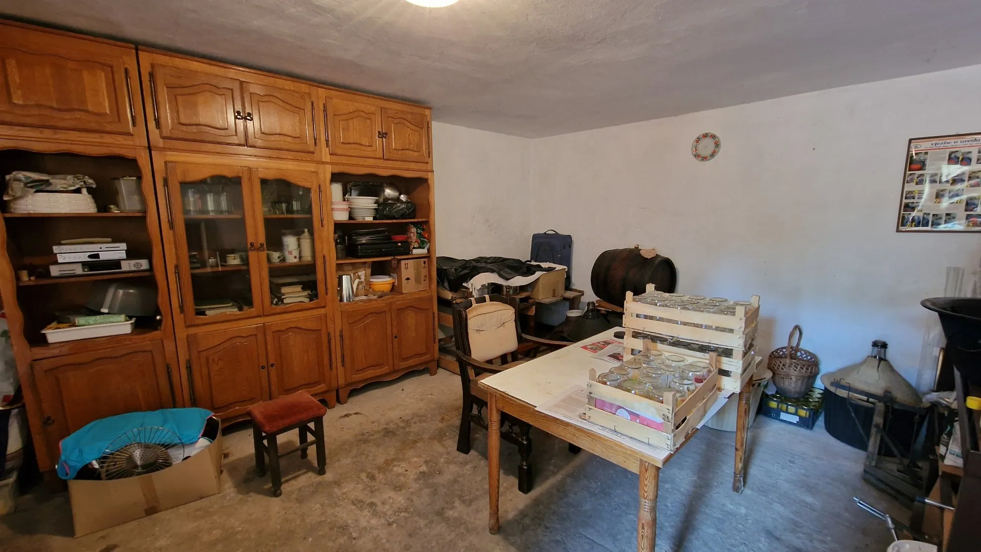 prodaja vikendice s vinogradom dalj planina - slika 4
