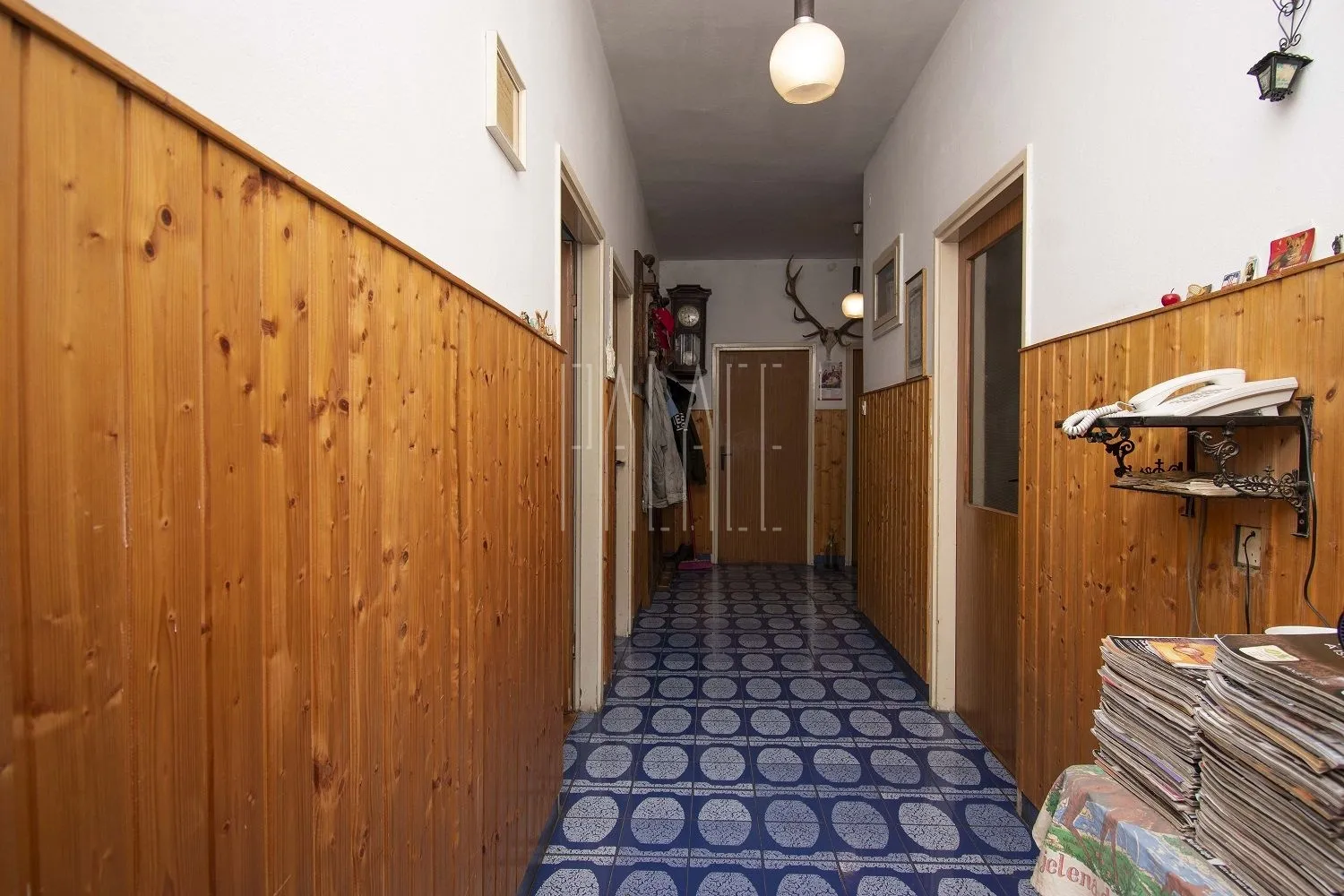 kuća s 5 poslovnih prostora i 3 stana, bilice kod šibenika, 510.00 m2 - slika 11