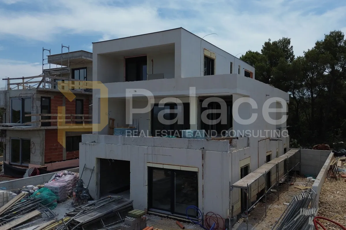 šibenik, bilice: luksuzna vila s pogledom na more u mirnom okruženju - slika 3