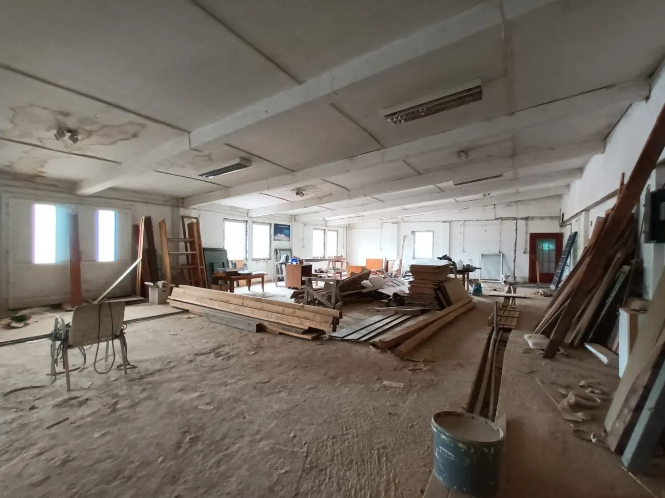 Poslovni prostor razne namjene, na odličnoj lokaciji, Dicmo 1000 m2 - Dicmo Sičane, Dicmo