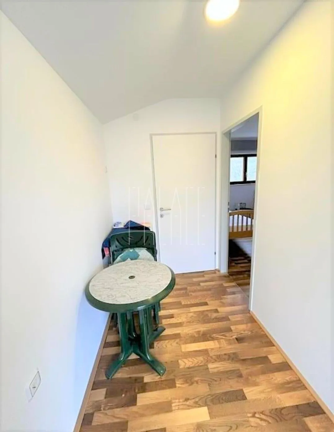 kuća s 2 apartmana i dvorištem: gornji karin, 75.00 m2 (prodaja) - slika 9