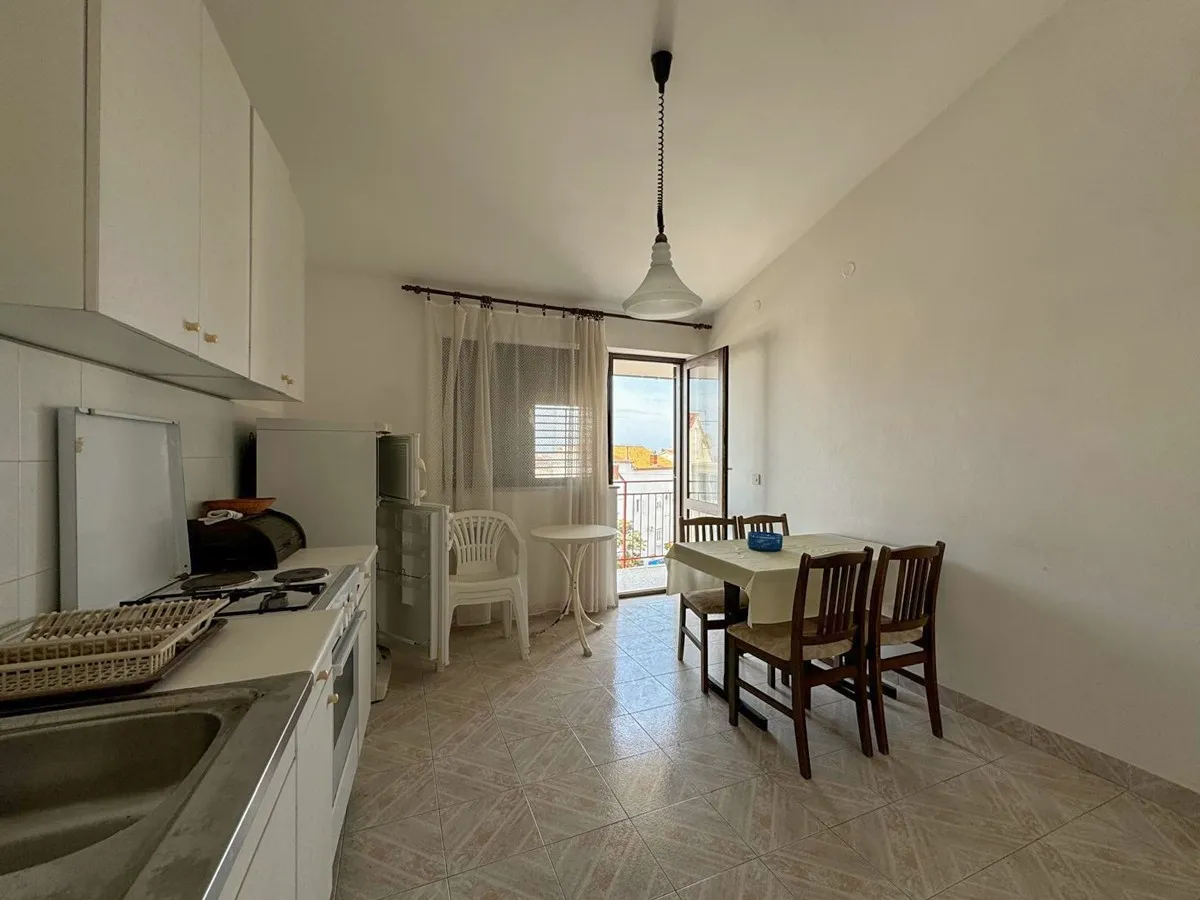 apartmanska kuća na odličnoj lokaciji, primošten, 530 m2 - slika 9