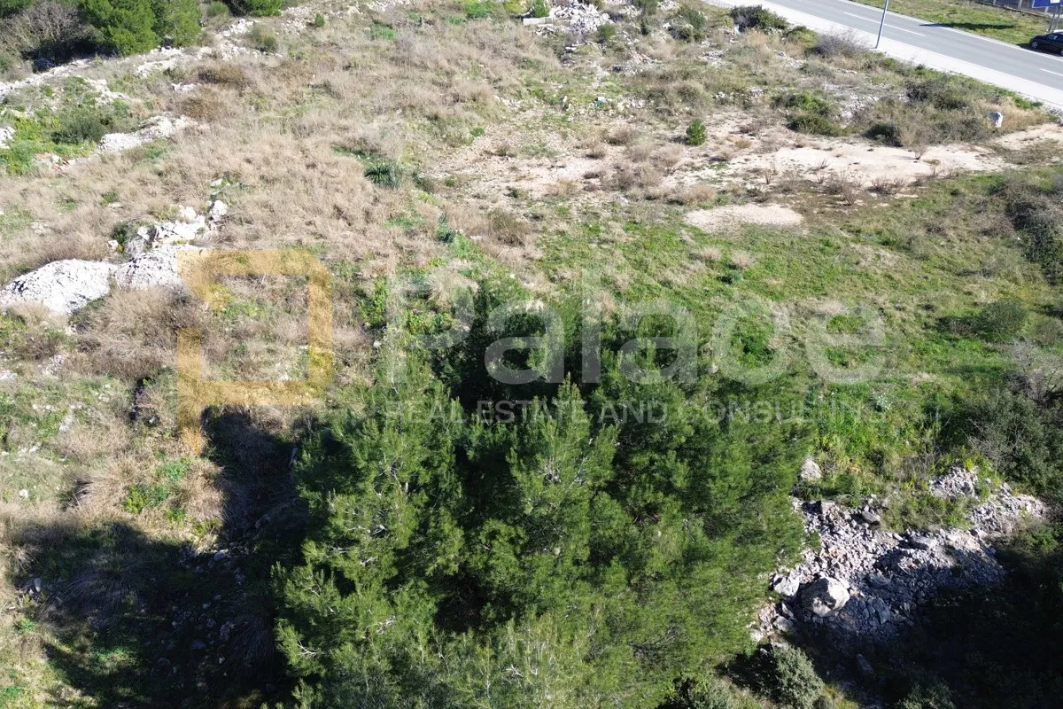 šibenik: atraktivno građevinsko zemljište na ulazu u grad 5646m2 - slika 6