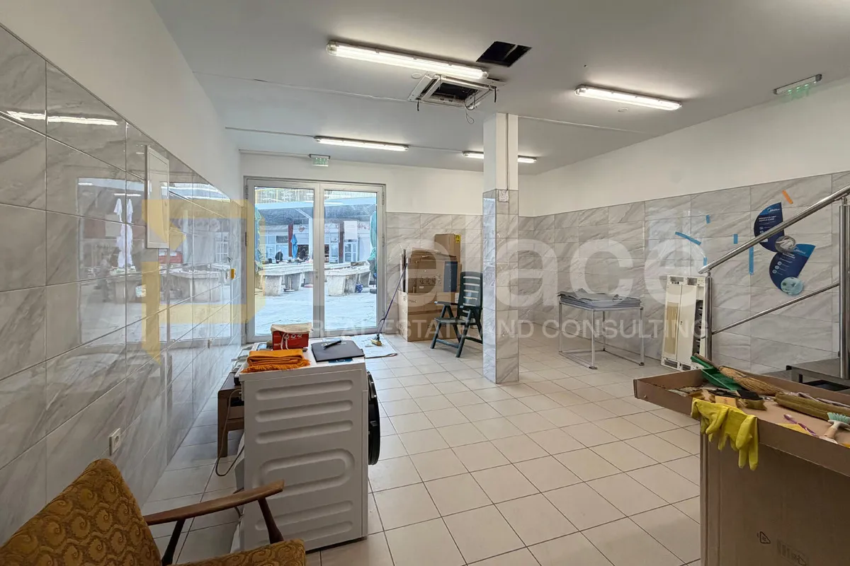 poslovni prostor 46 m2 na frekventnoj lokaciji - slika 6
