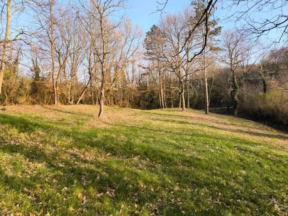 Građevinsko zemljište u srcu Istre, Pazin/Mečari, 1083m2